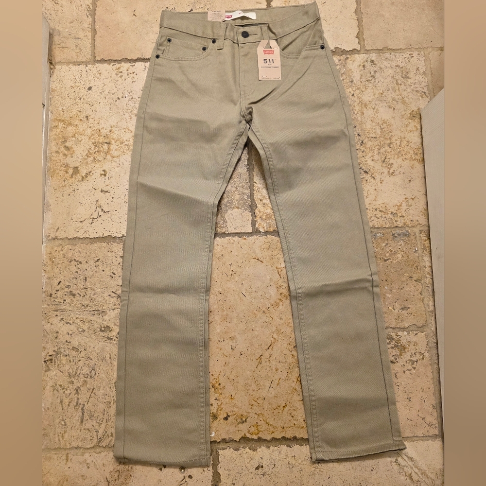 BNWT 511 slim Levis